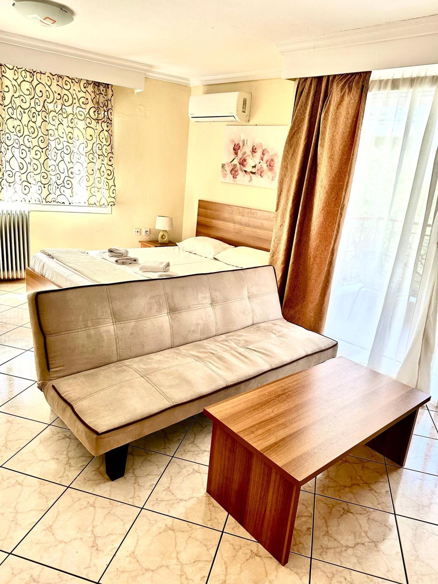 Omonias Apartment Kavala Esterno foto