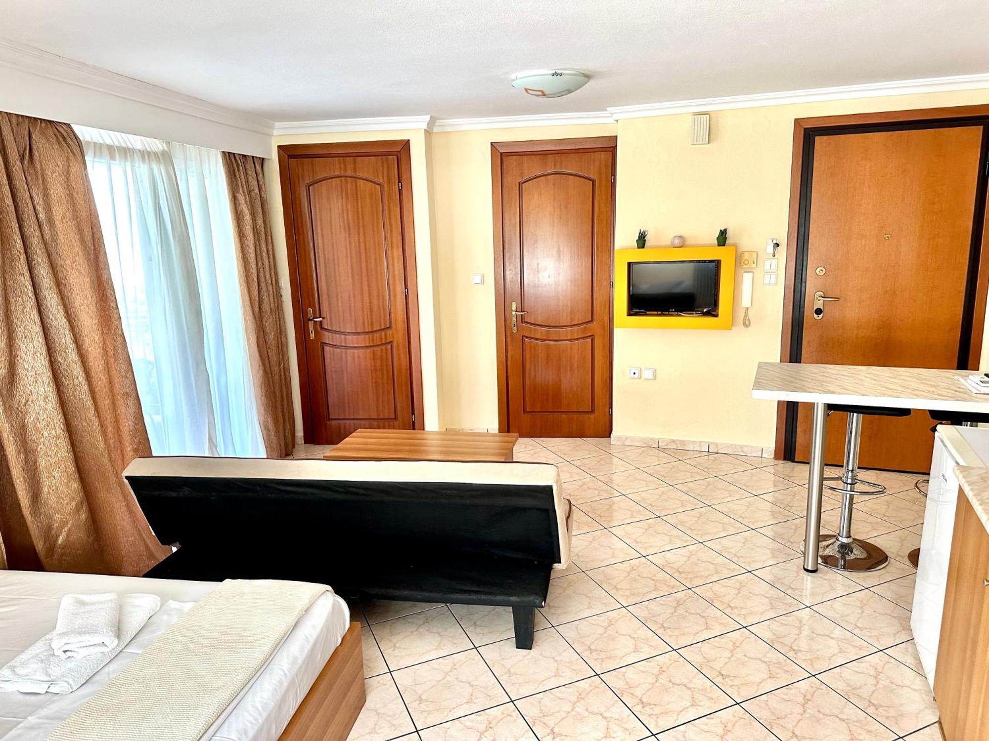 Omonias Apartment Kavala Esterno foto