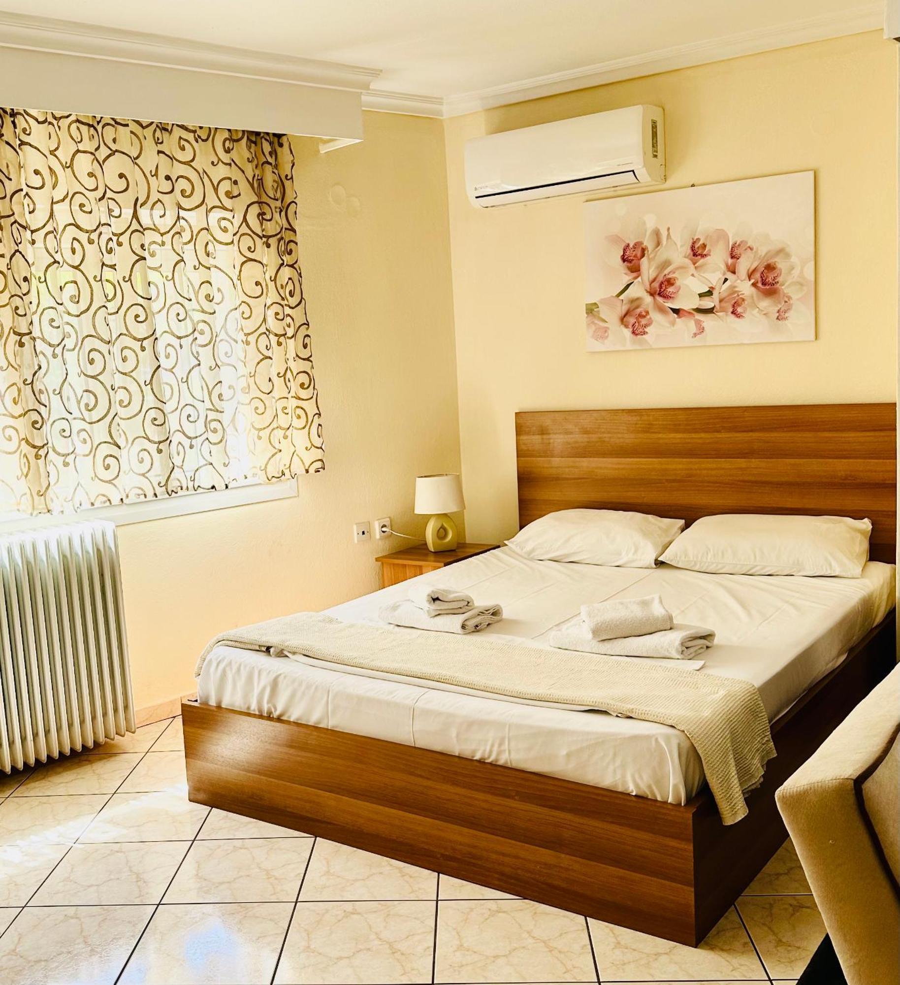 Omonias Apartment Kavala Esterno foto